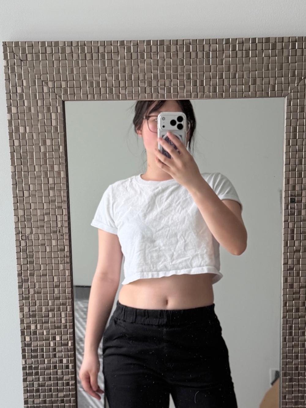 Urban Outfitters White Cropped Tee